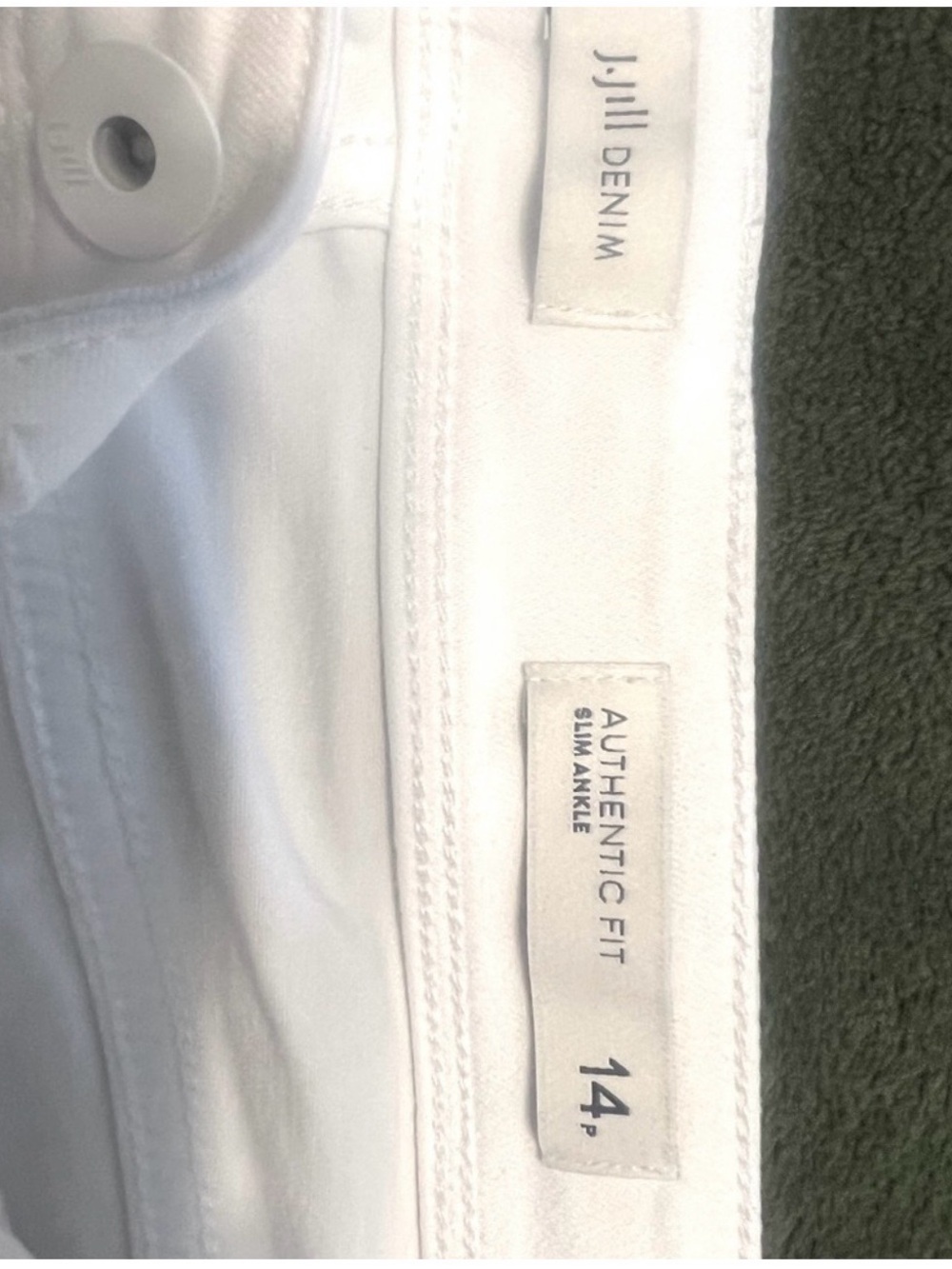 J. Jill White Slim Ankle Denim Authentic Fit Jeans - Picture 4 of 6